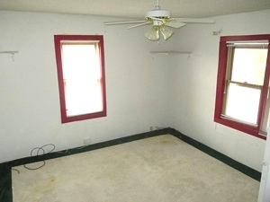 Sold! 222 SO. 11TH ST., WMSBG  |  LOTS OF SPACE IN THIS TWO-STORY FRAME HOUSE!  $89,900 OR BEST OFFER