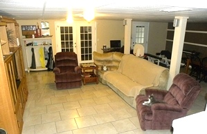 Sale Pending! Reduced! Owner Moving! Great buy!