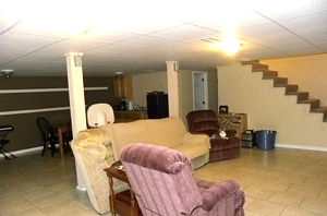 Sale Pending! Reduced! Owner Moving! Great buy!