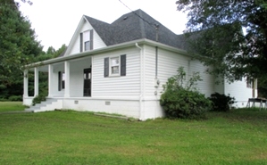 SOLD  1718 Croley Bend Road | A newly remodeled farm house, 10 acres +/-, pond, river frongage