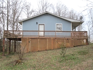 Sold! Pine Knot, KY Home - SOLD! ! 1600 SF +/- siding - brick home with a metal roof sitting on a 1 acre lot. 